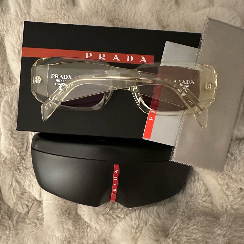 Prada Symbole sunglasses NWOT - Picture 2 of 7